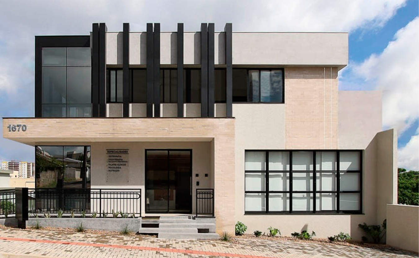 esidência alto padrão - esquadrias Guaracal