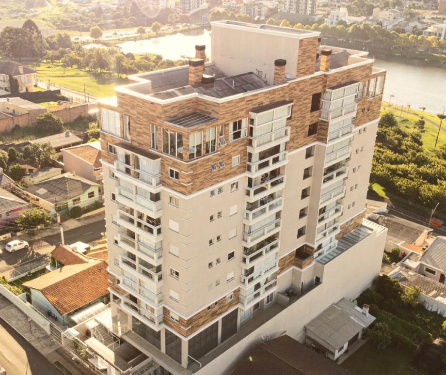 Obra da Guaracal em Guarapuava com esquadrias de alumínio e vidro